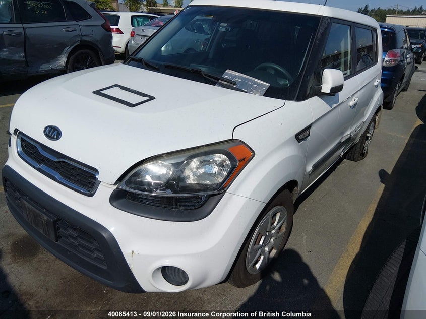 2012 Kia Soul, Left Side, IAAI, VIN KNDJT2A55C7355890 — photo 2