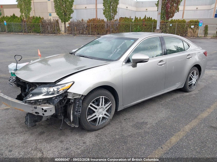 2015 Toyota Corolla, Удар спереди, IAAI, VIN 2T1BURHE3FC481152 — фото 2