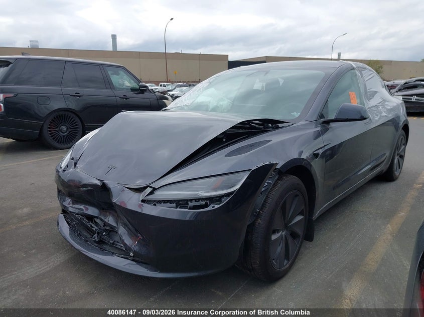 2016 Ford —, Front, IAAI, VIN 1FDWF6DCXGDA04927 — photo 2