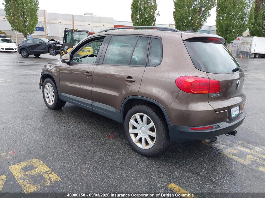 Vin: wvgjv7ax0fw034807, lot: 30104526, volkswagen tiguan s/se/sel/r-line 20153