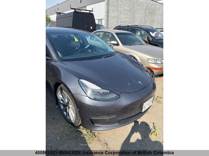 Vin: 5yj3e1ebxnf266956, lot: 30104646, tesla model 3 2022 img_1