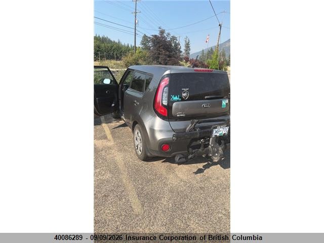 Vin: kndjn2a23j7513754, lot: 30104703, kia soul 20183