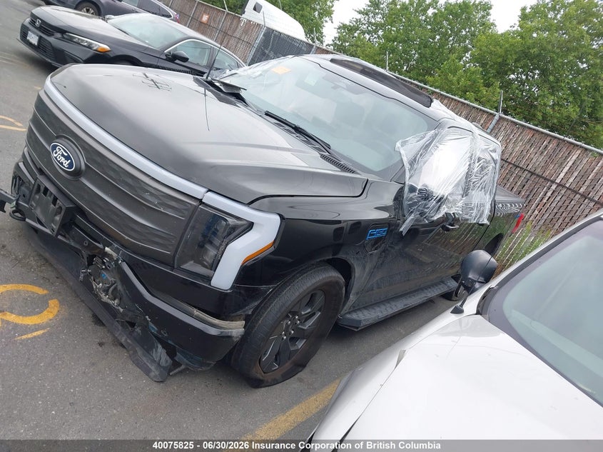 2024 Hyundai Santa Fe, Front, IAAI, VIN 5NMP44GL1RH014271 — photo 2