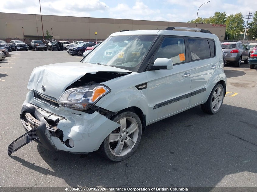 2011 Kia Soul, Front, IAAI, VIN KNDJT2A22B7197349 — photo 2