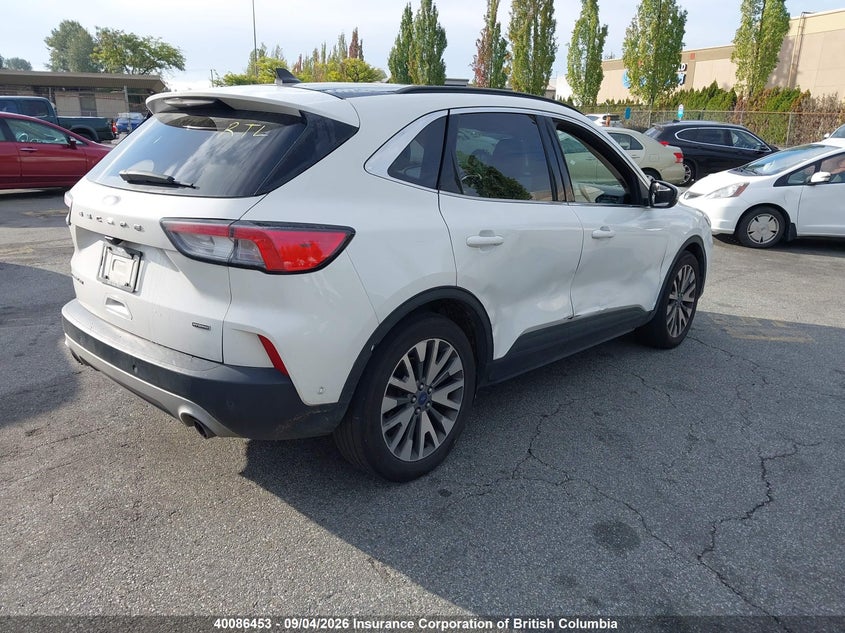 Vin: 1fmcu0dz8lub76023, lot: 30104925, ford escape titanium 20204