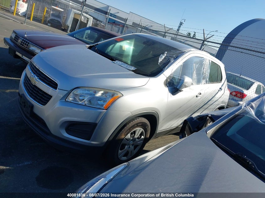 2014 Chevrolet Trax, Interior Fire, IAAI, VIN 3GNCJKEB2EL195147 — photo 2