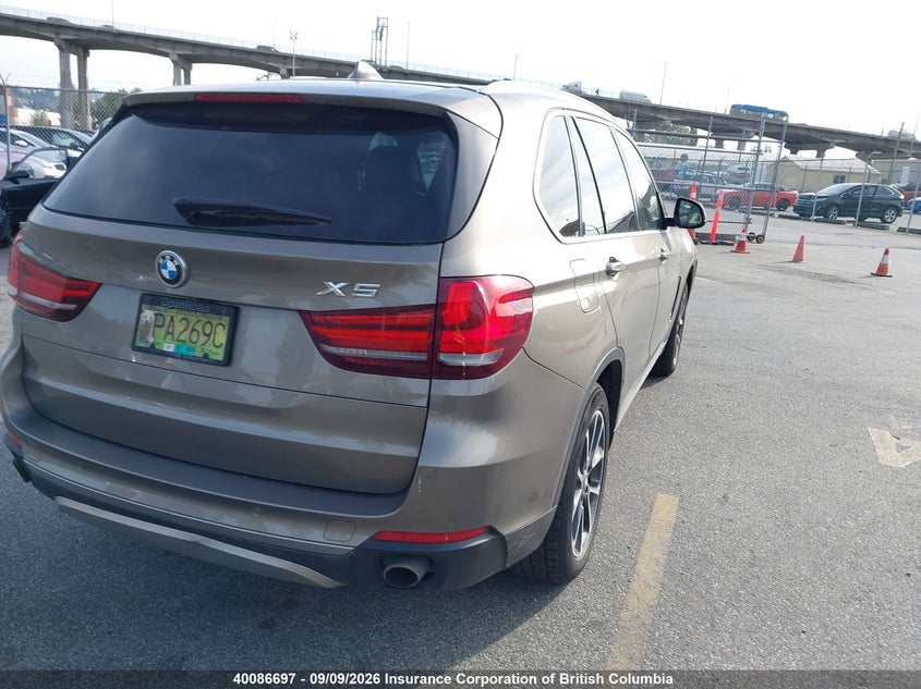 Vin: 5uxkr0c55h0u50078, lot: 30105248, bmw x5 20174
