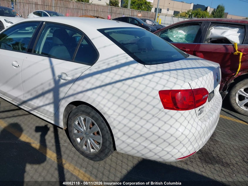 Vin: 3vw2k7aj7bm065007, lot: 30105320, volkswagen jetta s 20113