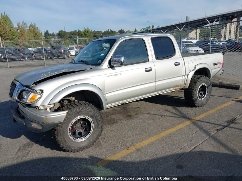 2015 Ford F250, Front, IAAI, VIN 1FT7W2BT4FEA93715 — photo 2