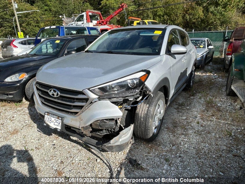 Vin: km8j2ca46ju638972, lot: 30105678, hyundai tucson se 20182