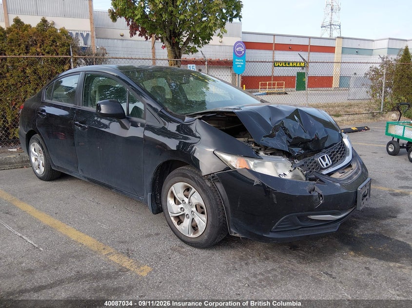 2011 Mazda Mazda3 I Touring, Front, IAAI, VIN JM1BL1VGXB1405517