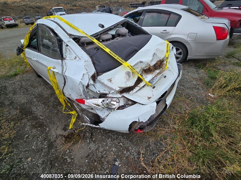 Vin: kmhcu4ae8du458382, lot: 30105687, hyundai accent gls/se 20133