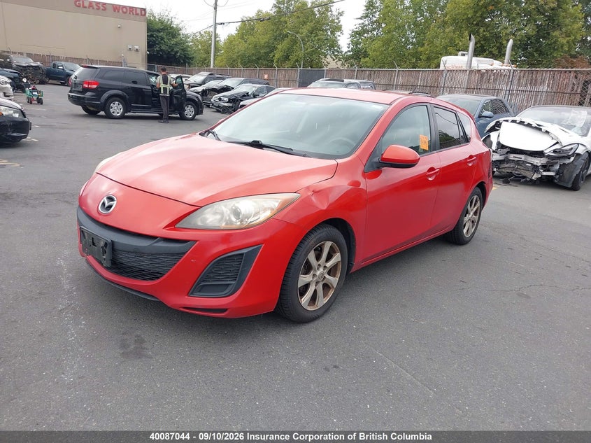 Vin: jm1bl1kf8b1368432, lot: 30105702, mazda mazda3 gx 20112