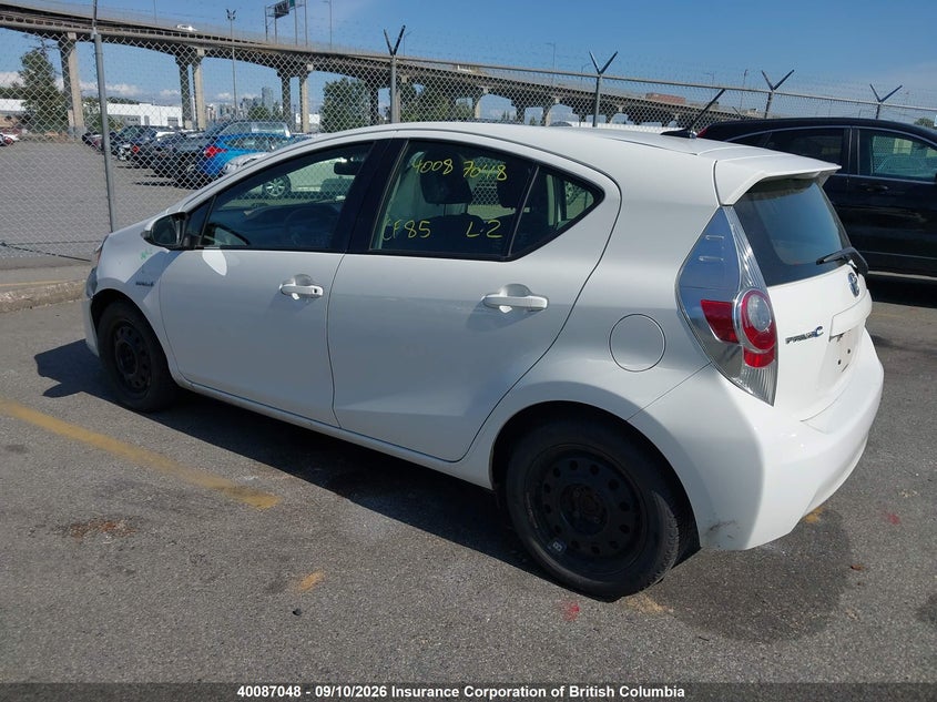 Vin: jtdkdtb3xd1536377, lot: 30105706, toyota prius 20133