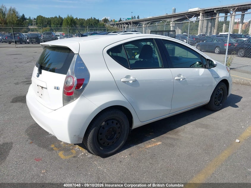 Vin: jtdkdtb3xd1536377, lot: 30105706, toyota prius 20134