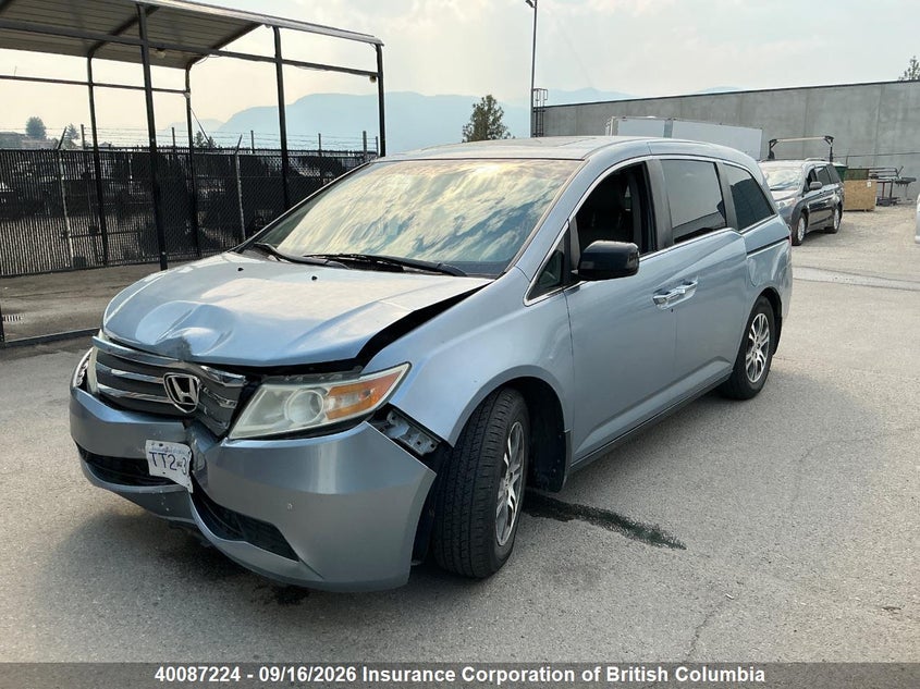 2016 Chevrolet Equinox, Front, IAAI, VIN 2GNALCEK5G6104189 — photo 2