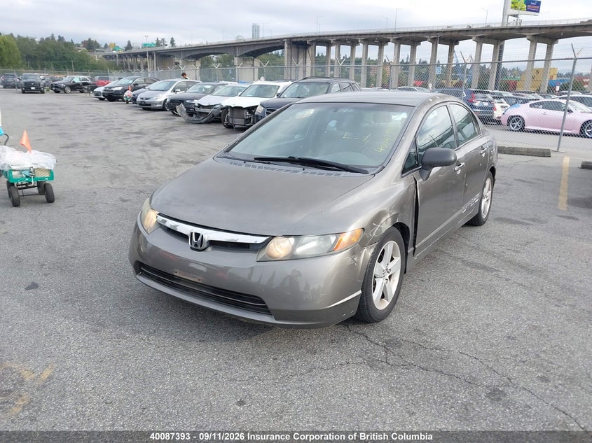 2016 Kia Optima, Left Front, IAAI, VIN 5XXGU4L3XGG006946 — photo 2