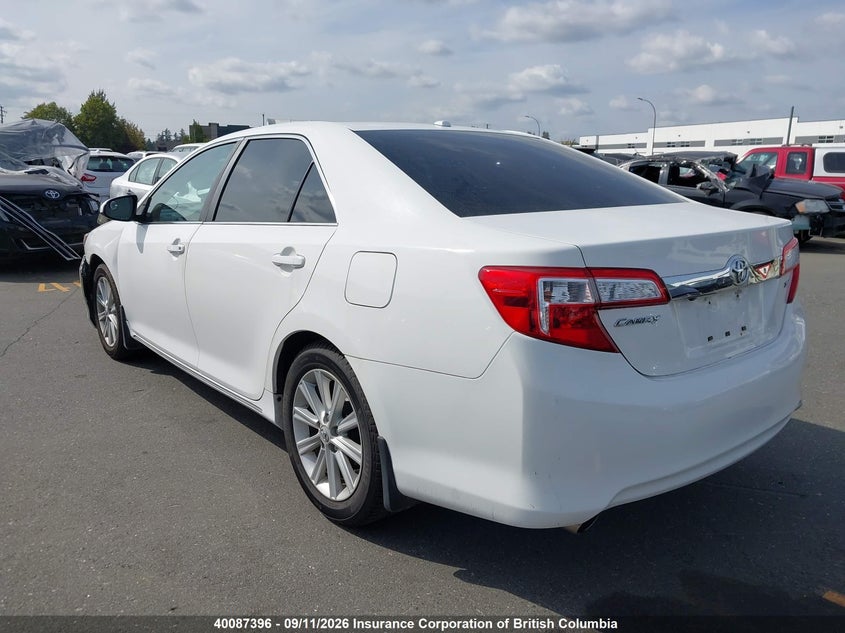 Vin: 4t1bk1fk8eu547241, lot: 30106144, toyota camry 20143
