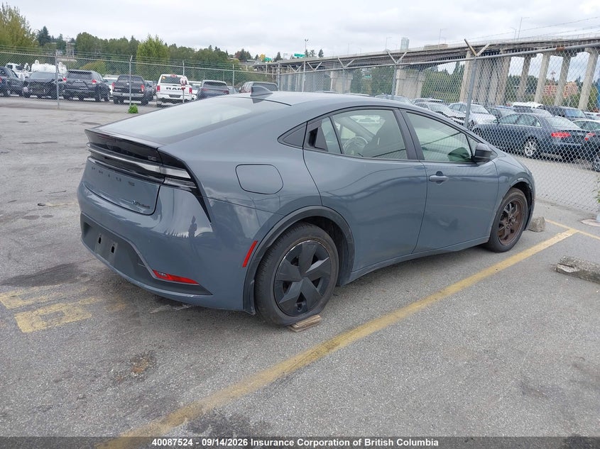 Vin: jtdacacu8p3010042, lot: 30106305, toyota prius 20234