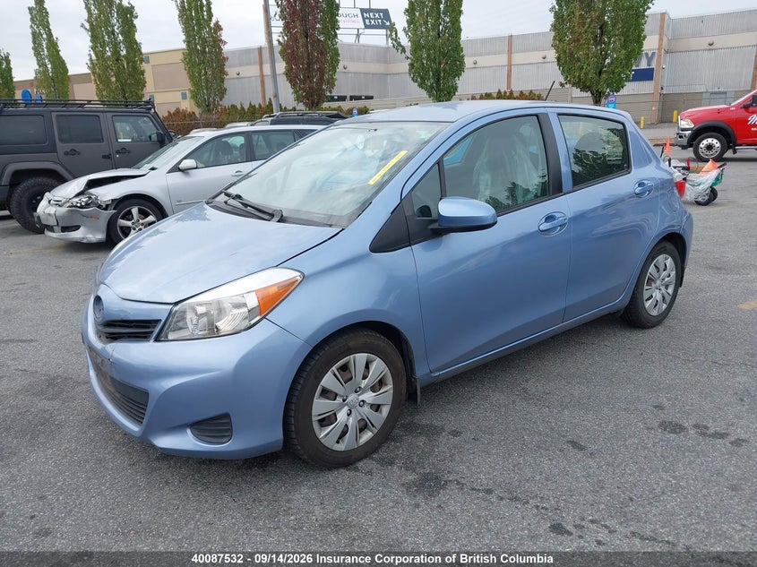 Vin: vnkktud36ea010911, lot: 30106313, toyota yaris 20142