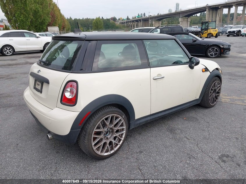 Vin: wmwsu3c57ct367192, lot: 30106458, mini cooper 20124