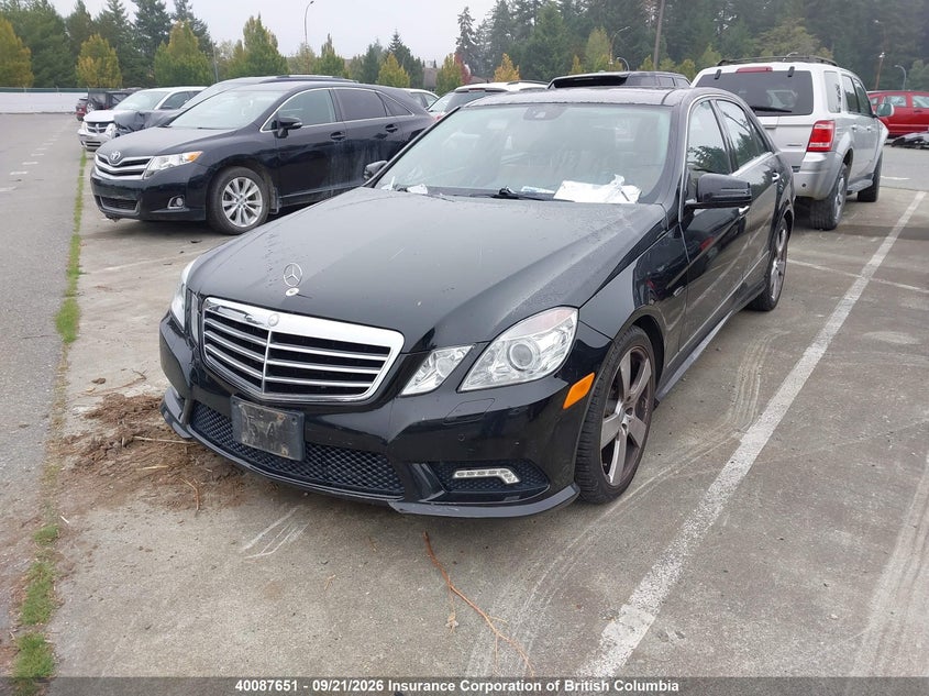 Vin: wddhf8hb3ba499577, lot: 30106460, mercedes-benz e 350 4matic 20112