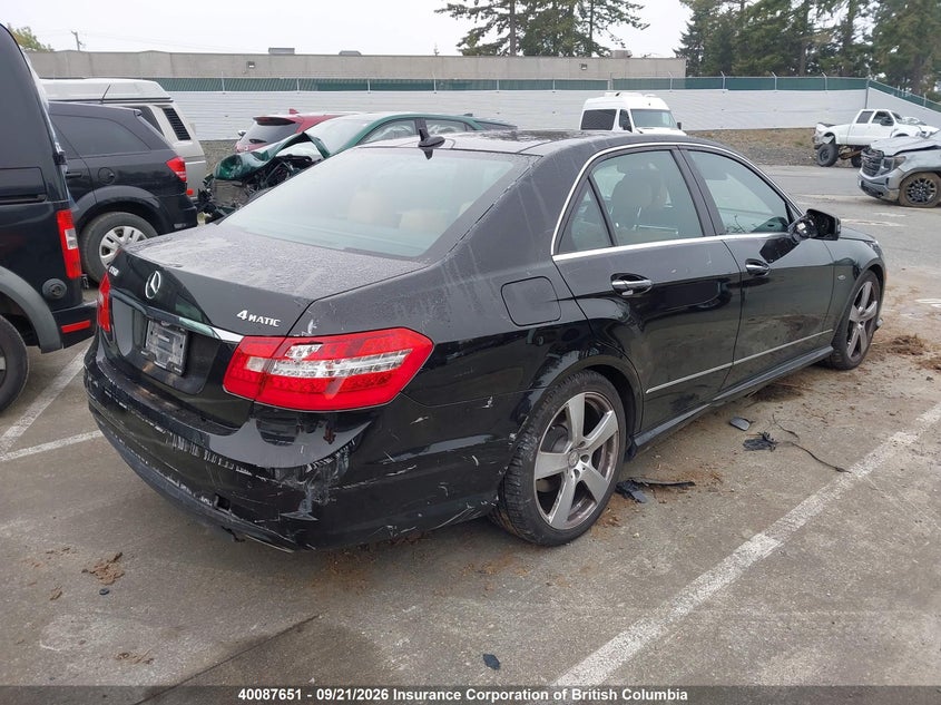 Vin: wddhf8hb3ba499577, lot: 30106460, mercedes-benz e 350 4matic 20114