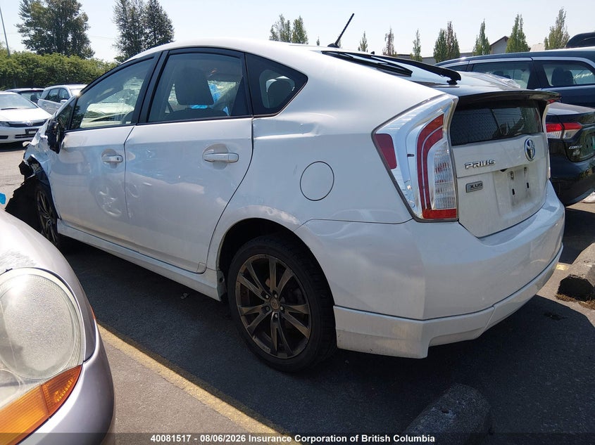 Vin: jtdkn3du8d5594757, lot: 30106606, toyota prius 20133