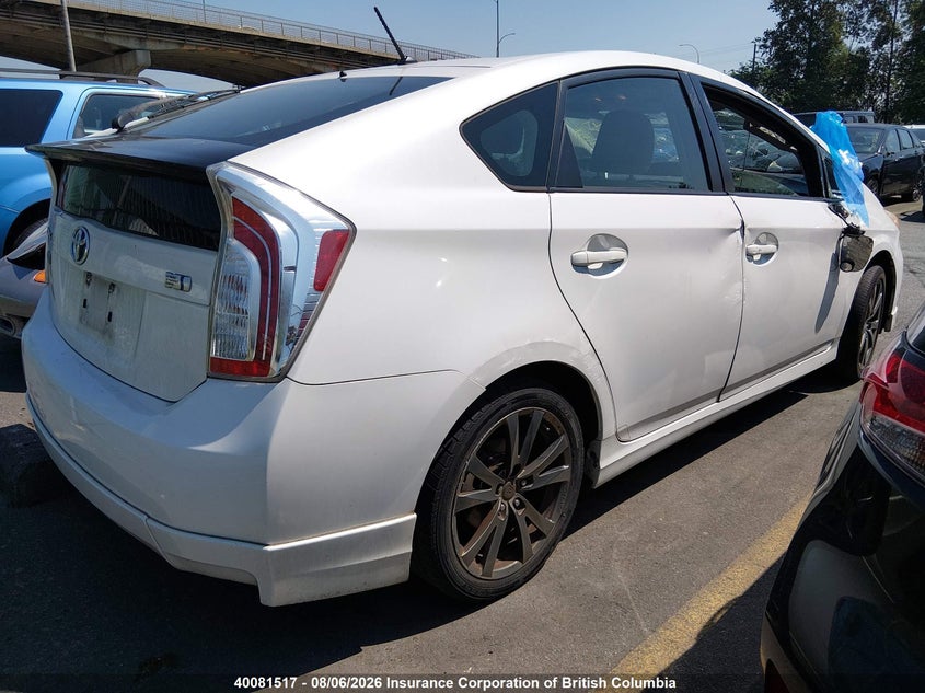 Vin: jtdkn3du8d5594757, lot: 30106606, toyota prius 20134