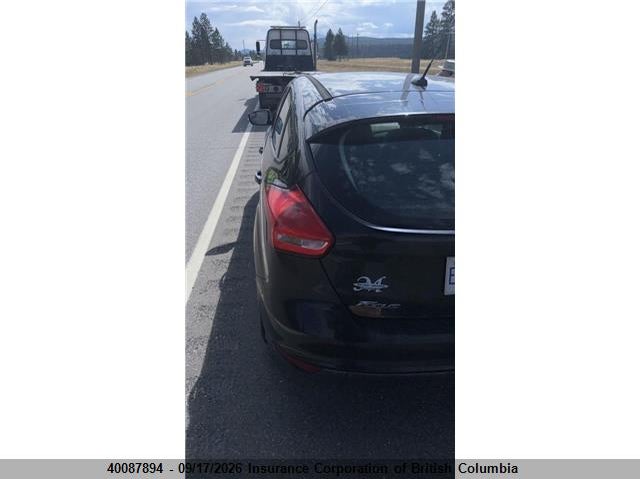 Vin: 1fadp3k23fl266090, lot: 30106743, ford focus 20153