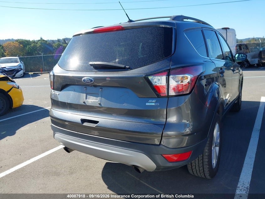Vin: 1fmcu9gdxhua66909, lot: 30106776, ford escape se 20174