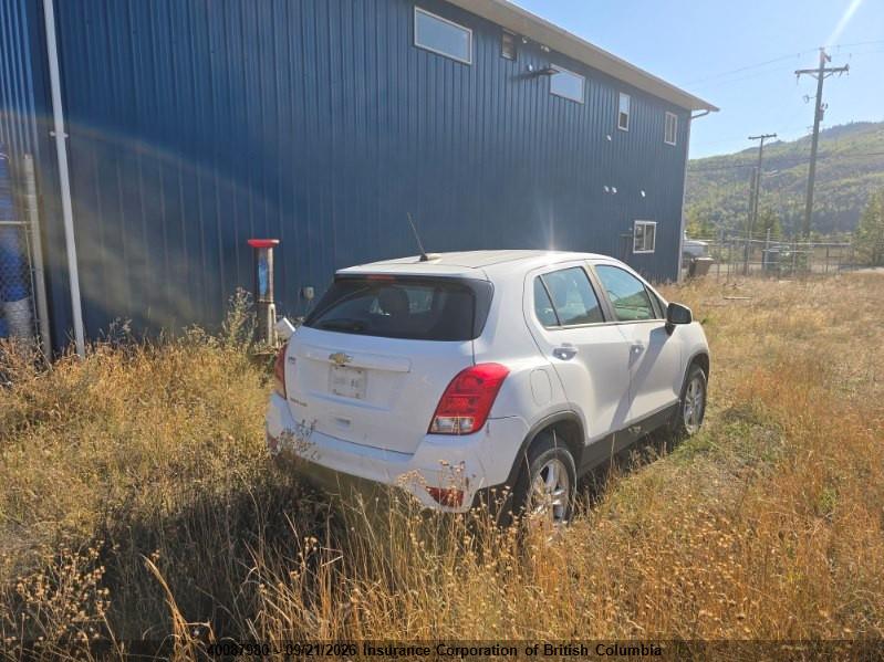 Vin: 3gncjnsb4hl183365, lot: 30106851, chevrolet trax 20174