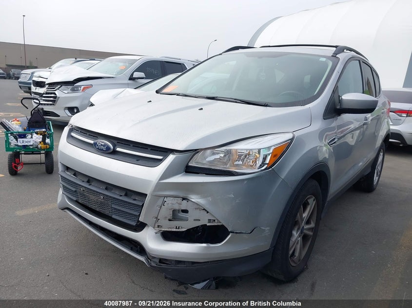 Vin: 1fmcu9gx8fub14768, lot: 30106858, ford escape se 20152