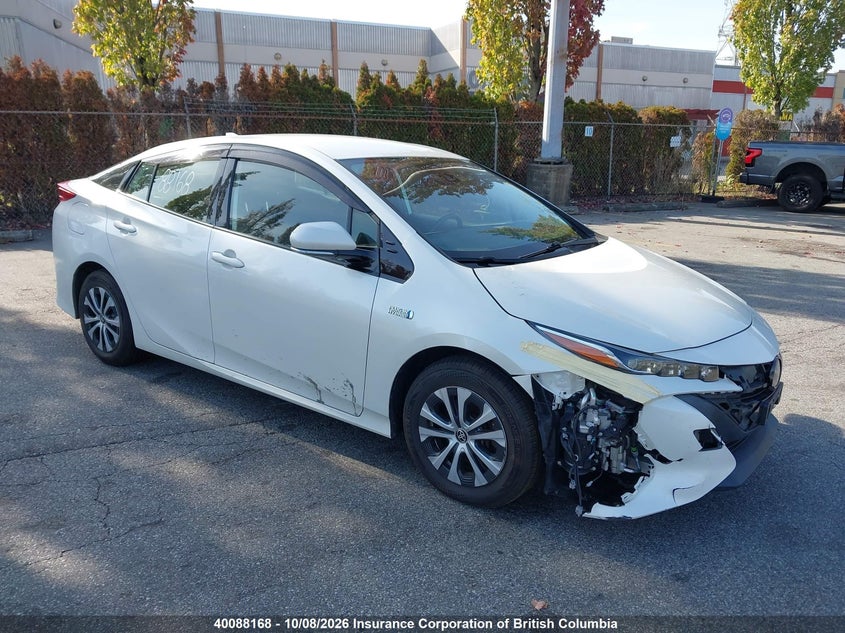 Vin: jtdkarfp9l3158791, lot: 30107073, toyota prius 20201