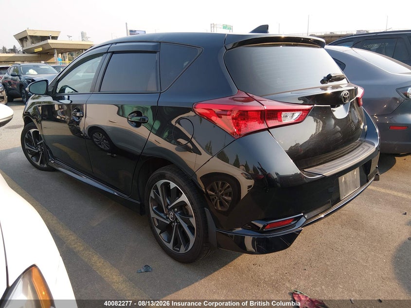 Vin: jtnkarje0jj576084, lot: 30107431, toyota corolla im 20183