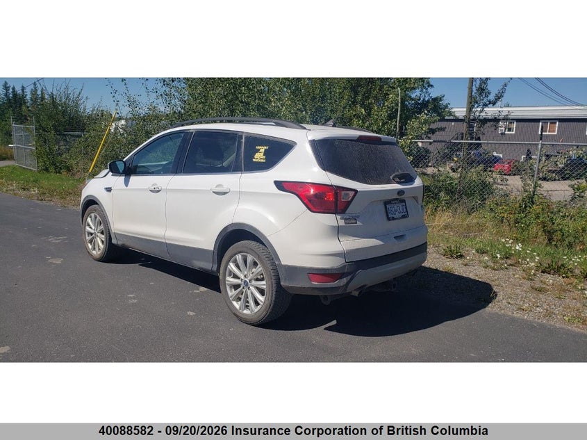Vin: 1fmcu9hd5kub89412, lot: 30107592, ford escape sel 20193