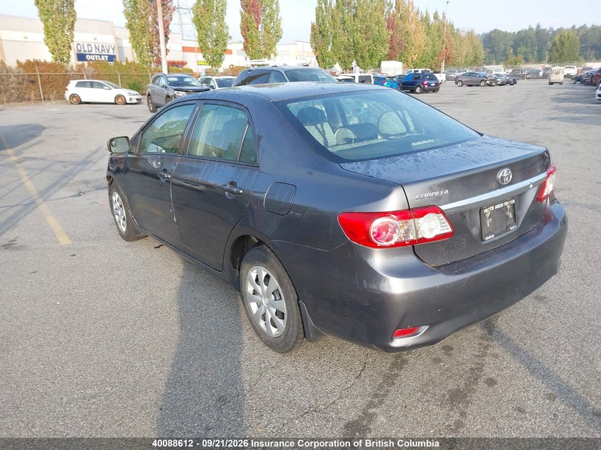 Vin: 2t1bu4ee7dc040709, lot: 30107628, toyota corolla s/le 20133