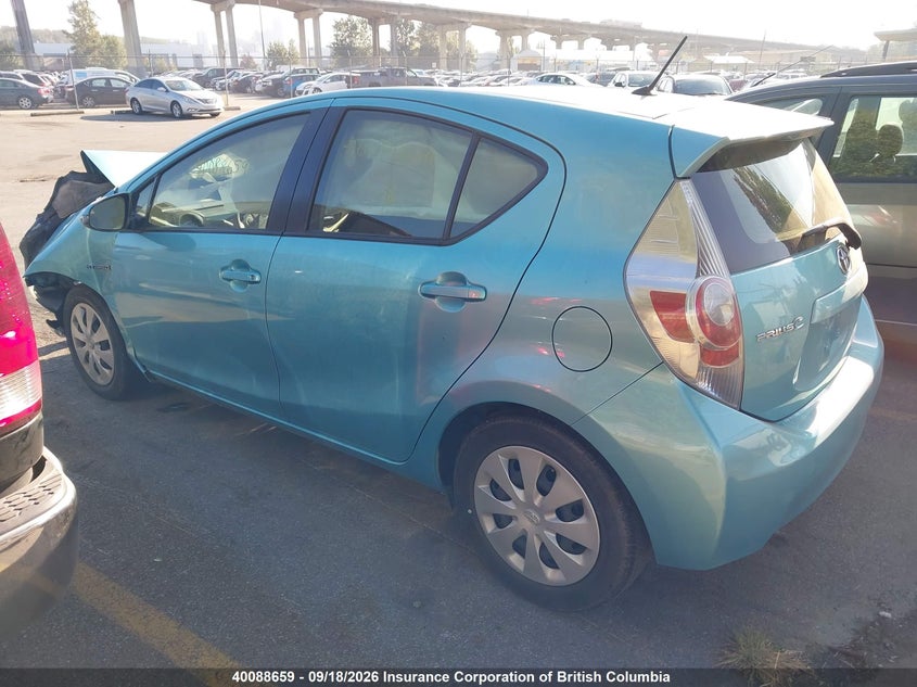 Vin: jtdkdtb30e1072131, lot: 30107683, toyota prius 20143