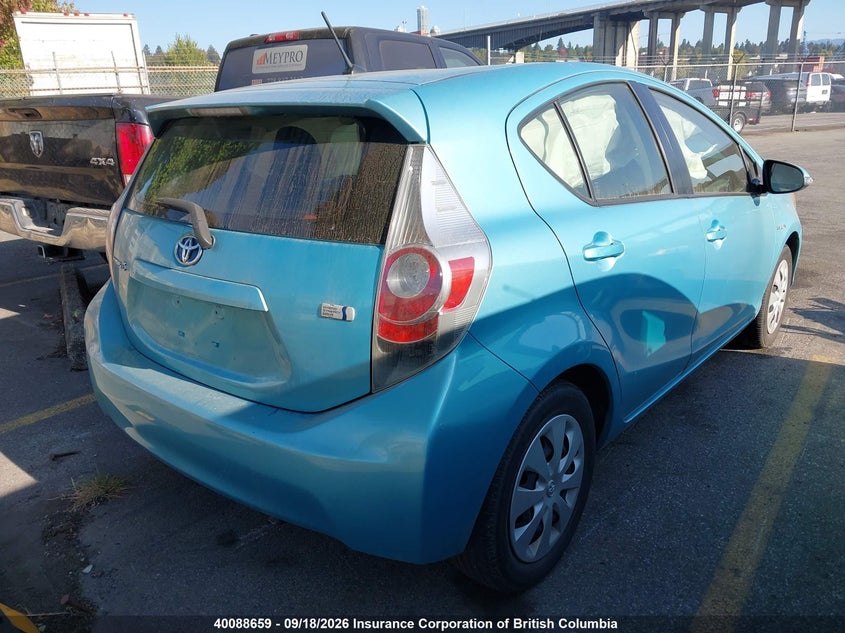 Vin: jtdkdtb30e1072131, lot: 30107683, toyota prius 20144