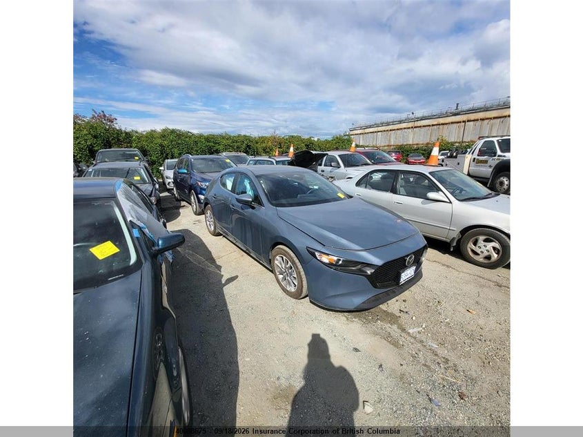 Vin: jm1bpbll7t1860885, lot: 30107703, mazda mazda3 gs 2026 img_1