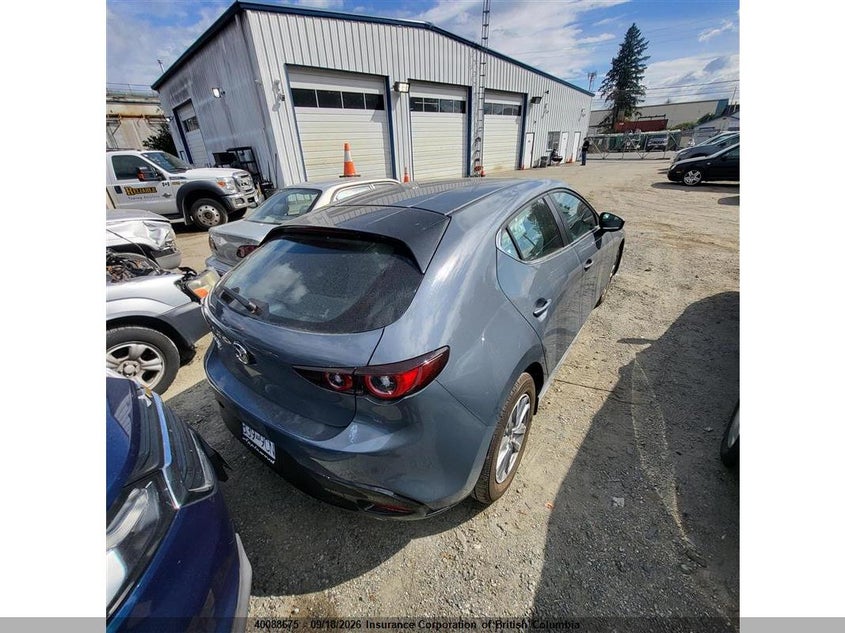 Vin: jm1bpbll7t1860885, lot: 30107703, mazda mazda3 gs 20264