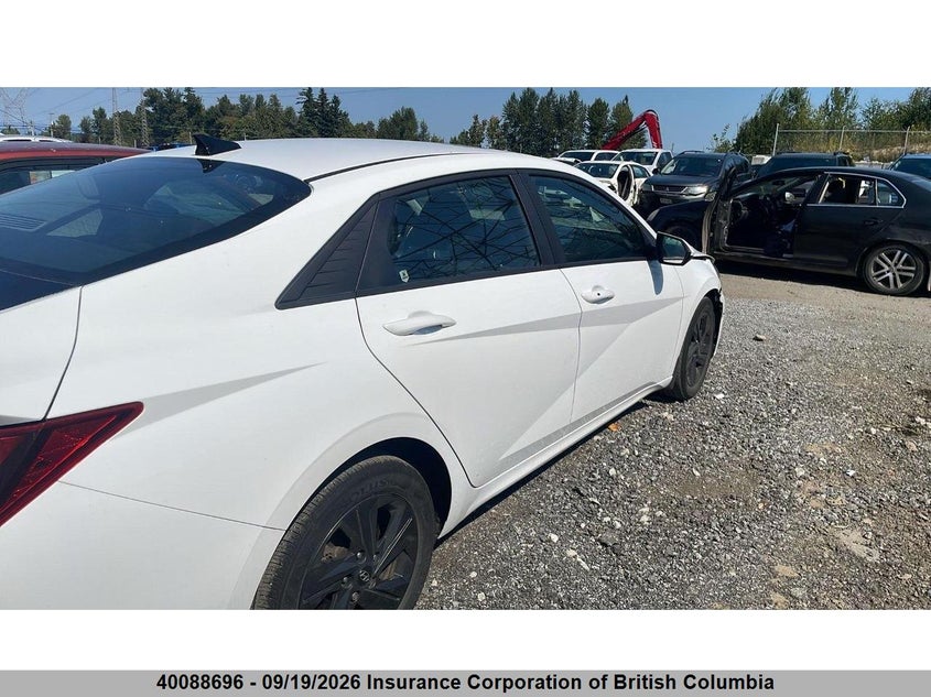 Vin: kmhlm4ag2pu477855, lot: 30107726, hyundai elantra sel 20234