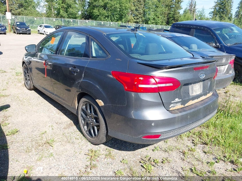 Vin: 1fadp3f24gl388842, lot: 30107931, ford focus se 20163