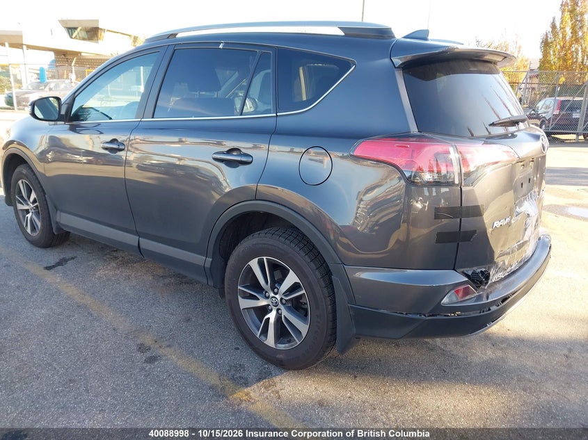 Vin: 2t3rfrev8hw587893, lot: 30108109, toyota rav4 20173