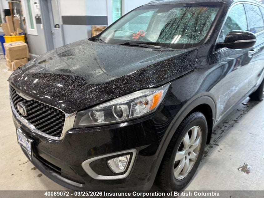 Vin: 5xypgda17jg372472, lot: 30108195, kia sorento lx/l 20182
