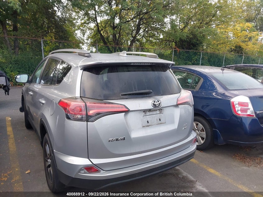 Vin: 2t3bfrev9jw811423, lot: 30108355, toyota rav4 le 20183