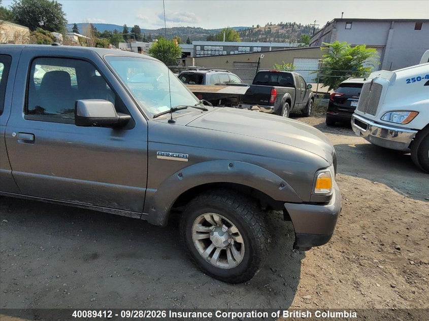 2002 Saturn L-Series L200, Left Side, IAAI, VIN 1G8JU54F72Y537449