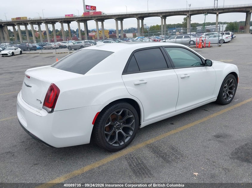 Vin: 2c3ccabg1jh192342, lot: 30108987, chrysler 300 20184