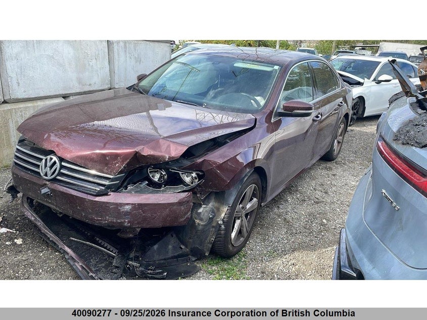 Vin: 1vwbh7a35dc142977, lot: 30109631, volkswagen passat se 20132