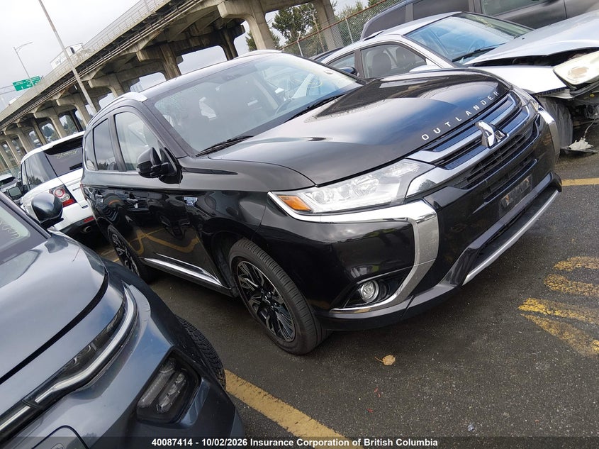 2018 Mitsubishi Outlander Se/Gt, Удар сзади, IAAI, VIN JA4J24A59JZ611975